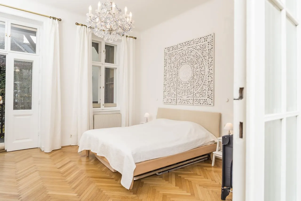 Silent Paradise Ober St Veit Vienna