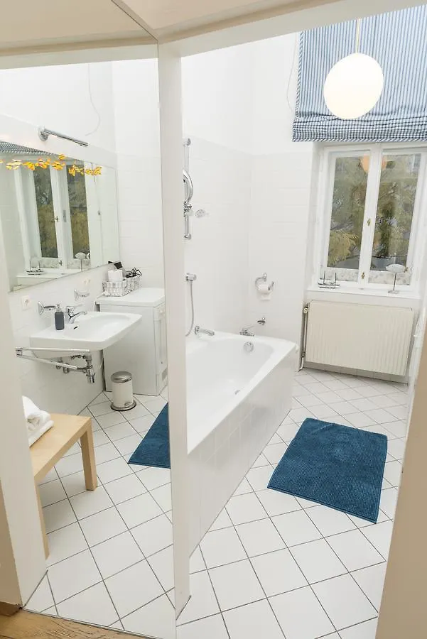 Silent Paradise Ober St Veit by ichbucheAT Wien Apartment