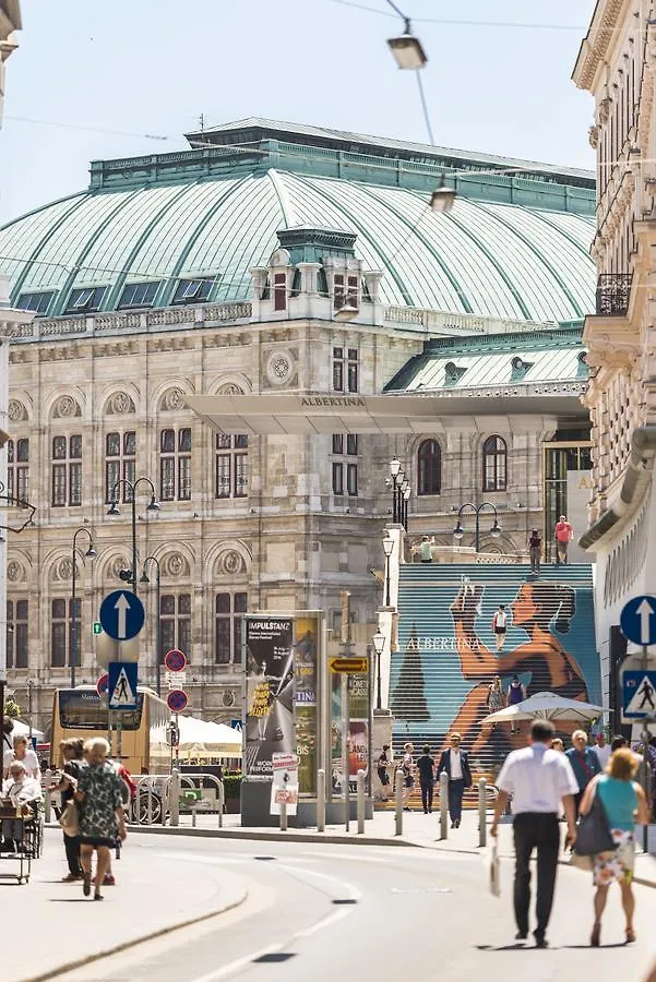 Silent Paradise Ober St Veit Vienna 0*,  Austria
